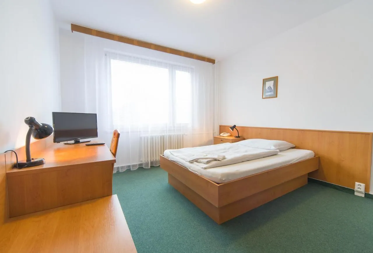 Hotel Arnost Garni Pardubice